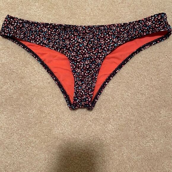 NWOT “Eidon Brand” Wildflower Bikini - Picture 8 of 14